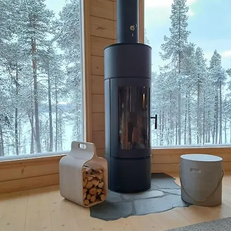 Uusi Hirsimoekki 7 Henkiloelle Villa *