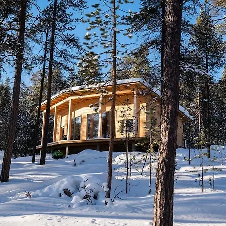 Uusi Hirsimoekki 7 Henkiloelle 别墅 *